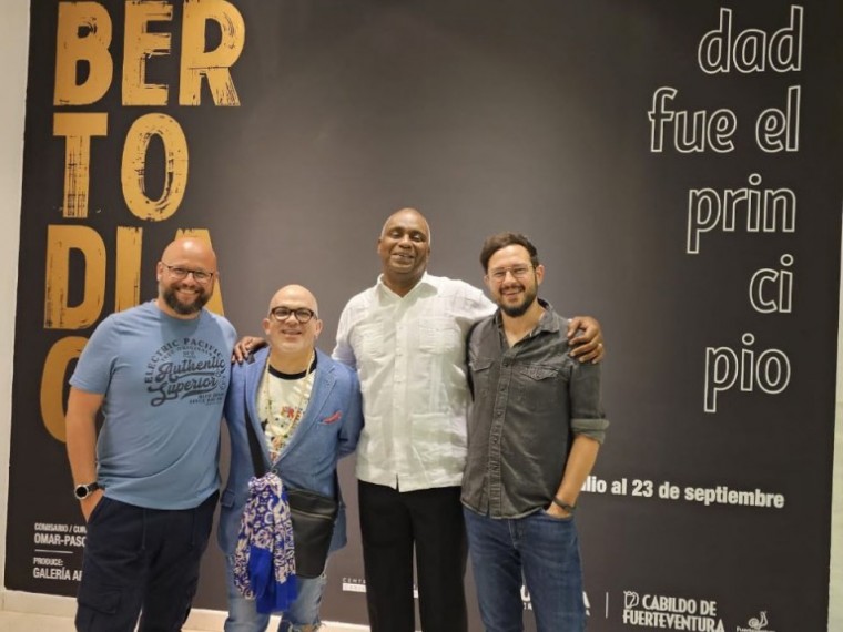 Expo La oscuridad fue el principio