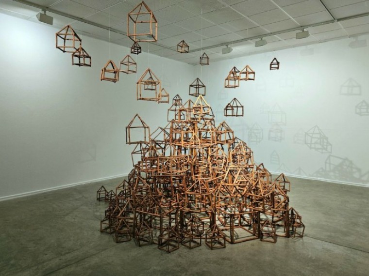 Expo La oscuridad fue el principio