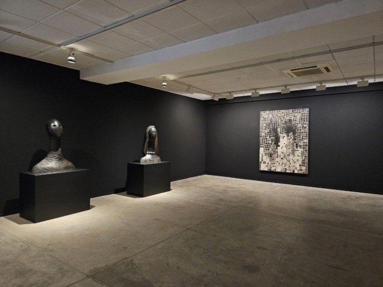 Expo La oscuridad fue el principio